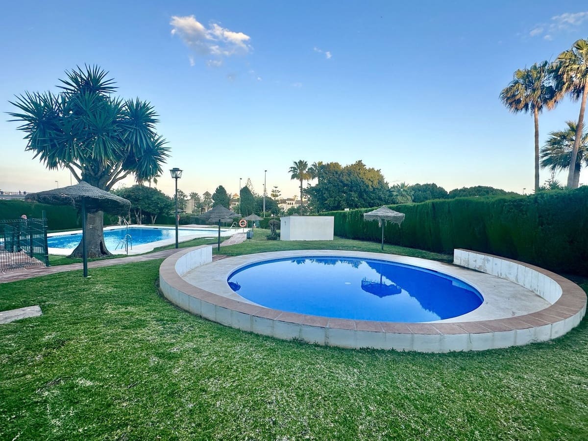 2 chambre Appartement à vendre à La Cala de Mijas avec piscine - 365 000 € (Ref: 9077848)