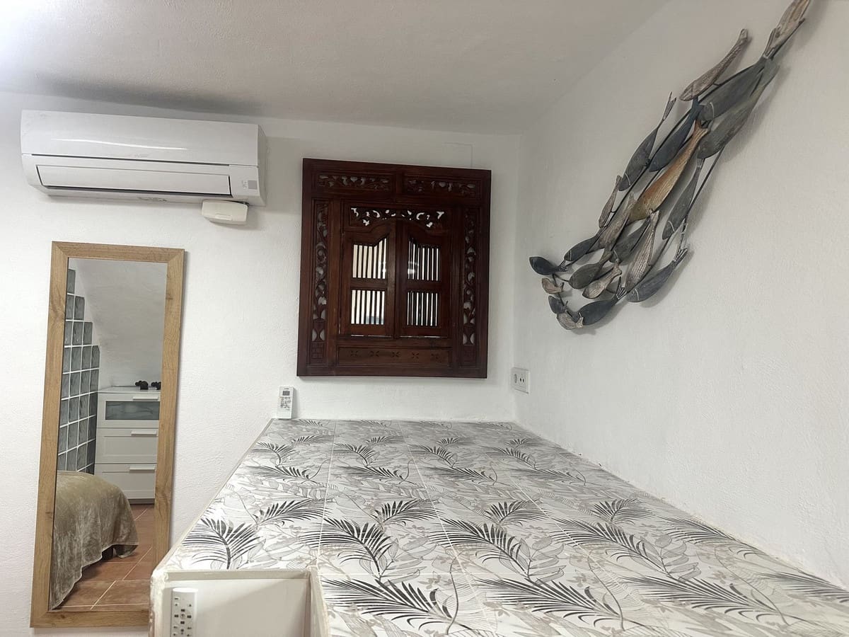Apartamento de 2 habitaciones en Calahonda en venta con garaje - 270.000 € (Ref: 9081380)