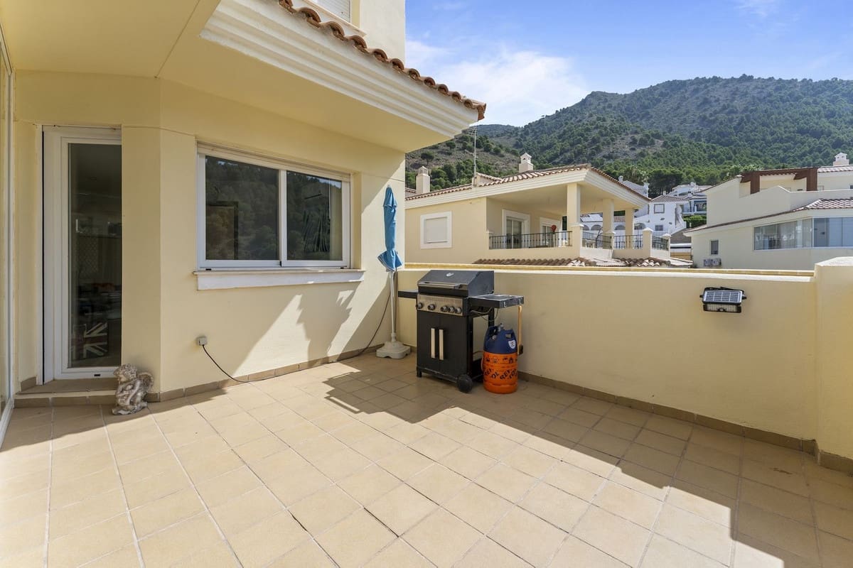 Apartamento de 3 habitaciones en Mijas en venta con piscina garaje - 429.000 € (Ref: 9095121)