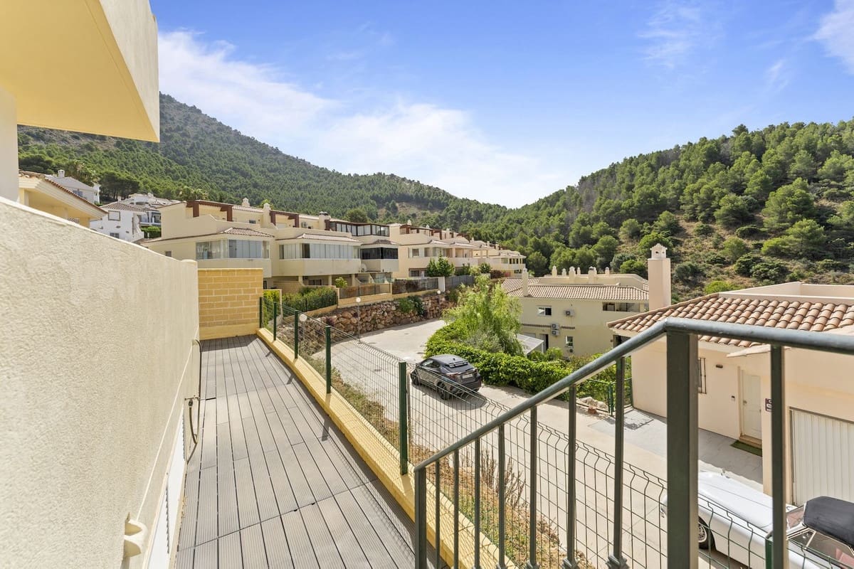 Apartamento de 3 habitaciones en Mijas en venta con piscina garaje - 429.000 € (Ref: 9095121)
