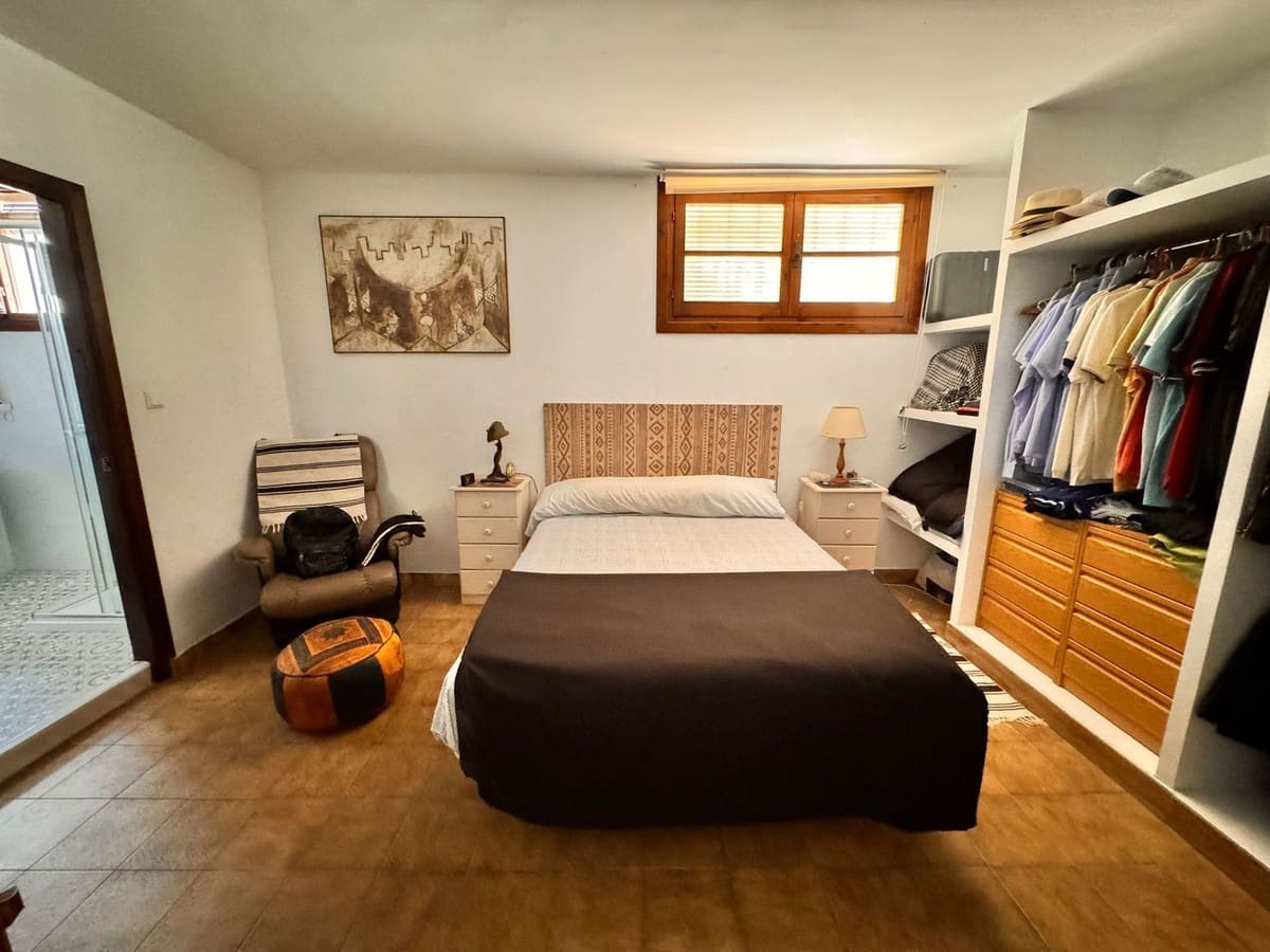 6 soveværelse Villa til salg i Churriana med swimmingpool garage - € 900.000 (Ref: 9098951)