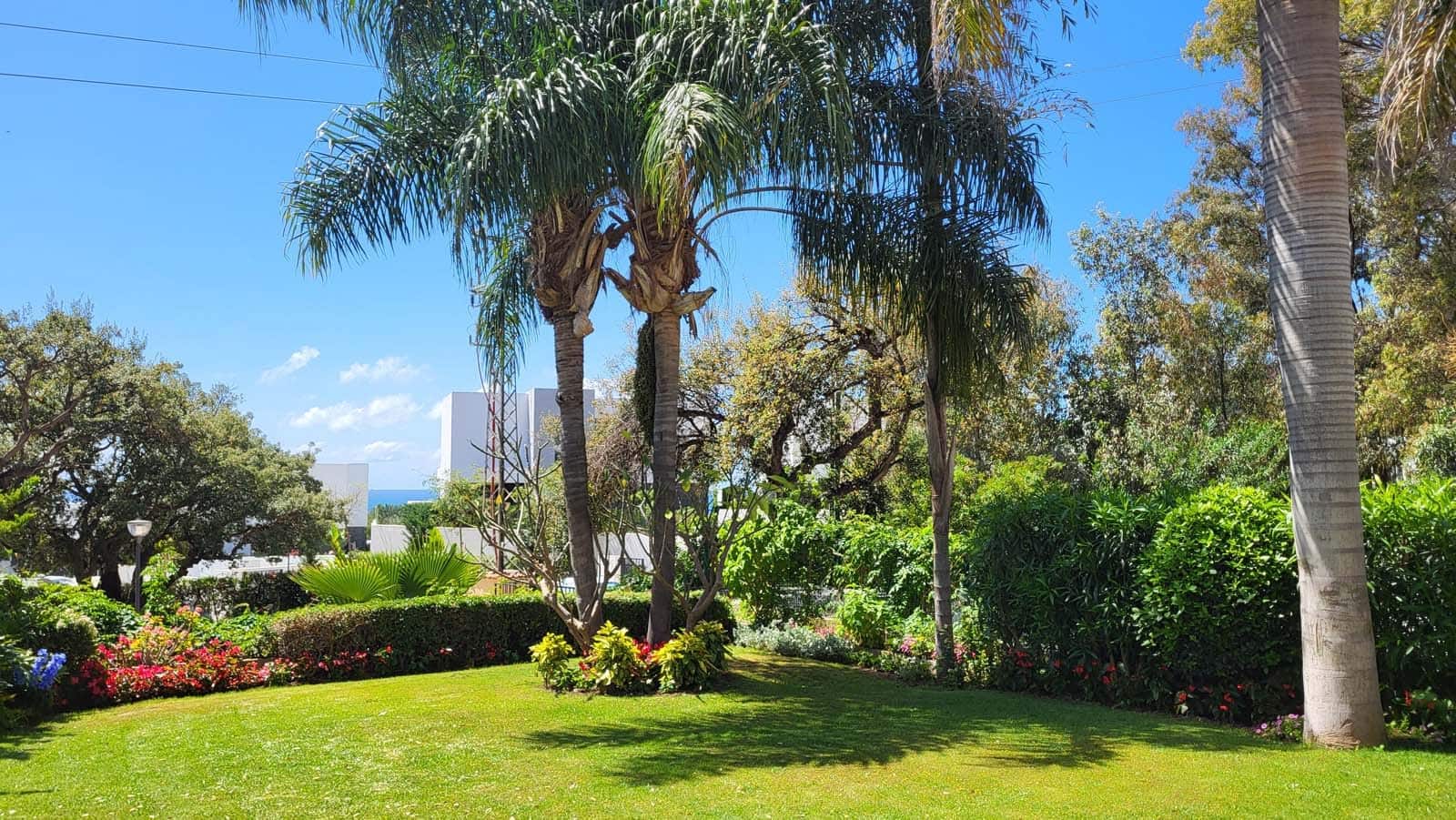 4 soveværelse Villa til salg i Calahonda med swimmingpool garage - € 899.000 (Ref: 9106385)