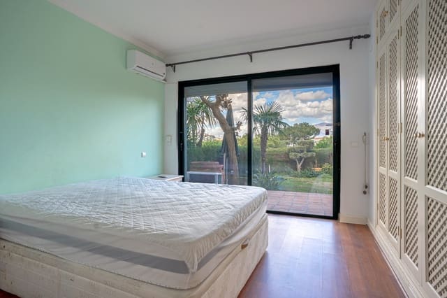 3 sovrum Semi-fristående Villa till salu i Riviera del Sol, Mijas med pool garage - 700 000 € (Ref: 9112192)