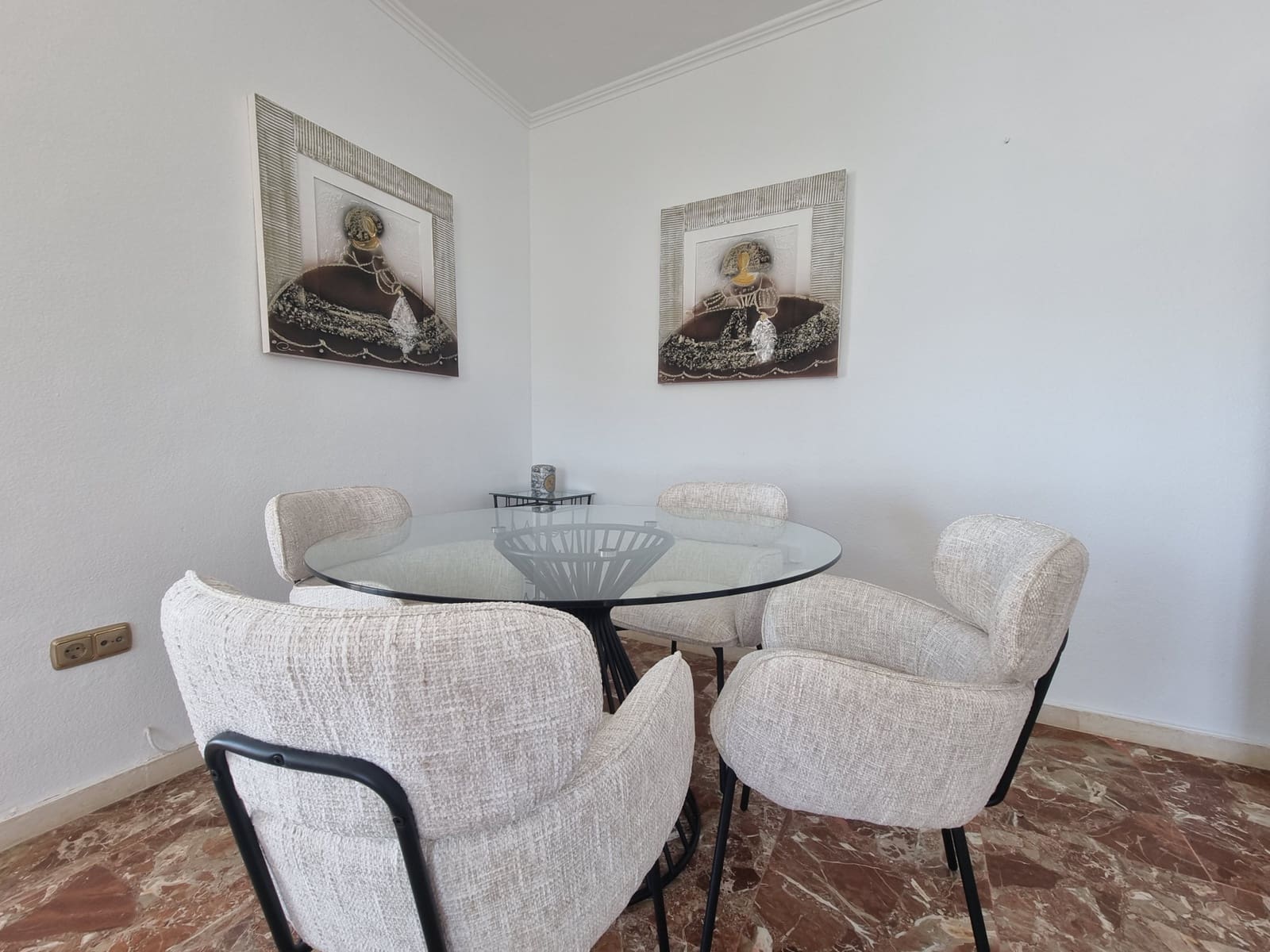 1 soverom Leilighet til salgs i Calahonda med svømmebasseng garasje - € 449 000 (Ref: 9115943)