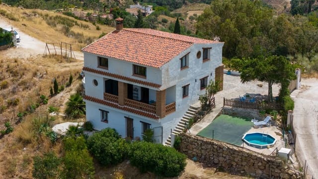 4 Zimmer Villa zu verkaufen in Mijas pueblo, Mijas mit Pool Garage - 550.000 € (Ref: 9124860)