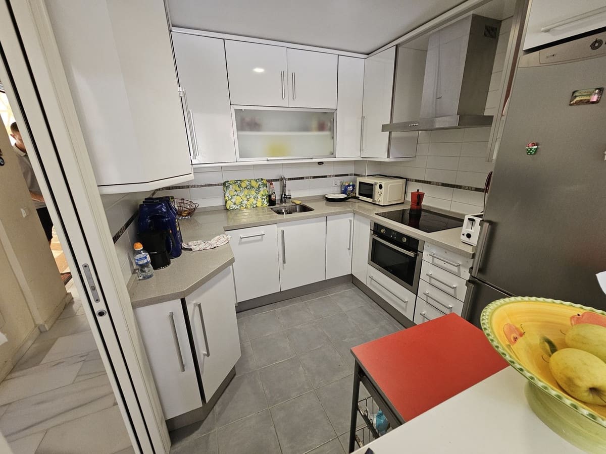 Apartamento de 2 habitaciones en La Cala de Mijas en venta con piscina garaje - 545.000 € (Ref: 9142708)