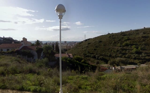 Tontti myytävänä paikassa Los Pacos, Fuengirola - 135 000 € (Ref: 9151784)