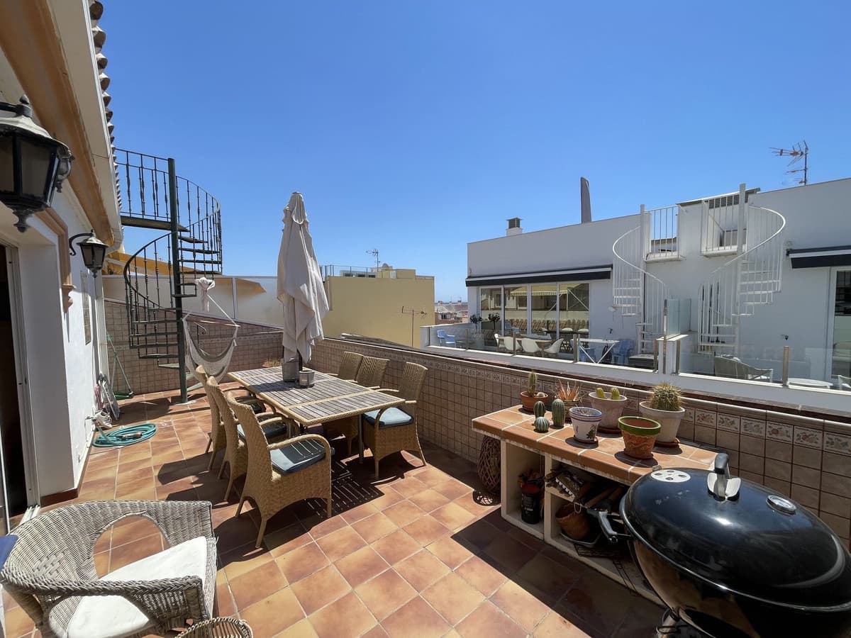 4 bedroom Penthouse for sale in La Cala de Mijas - € 549,000 (Ref: 9193608)