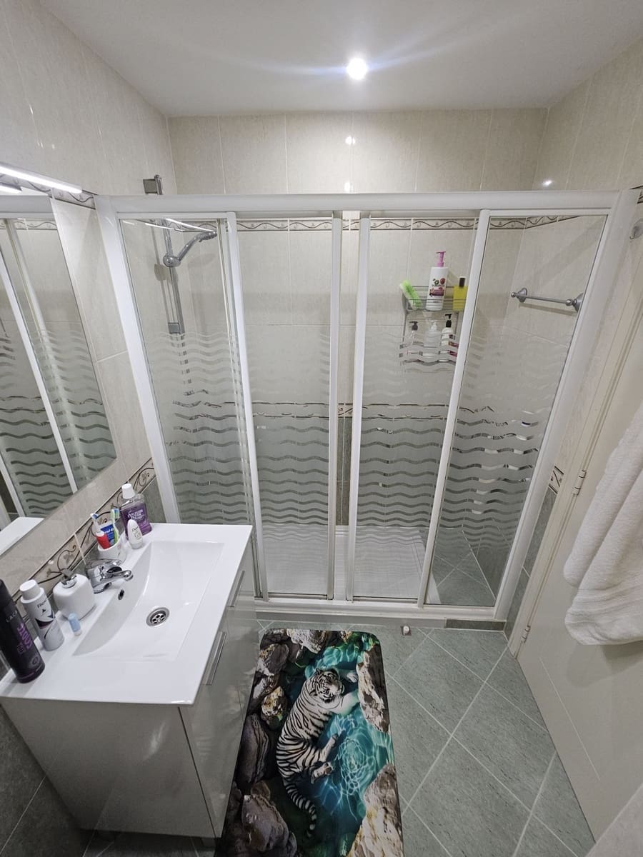 Apartamento de 2 habitaciones en Calahonda en venta con piscina garaje - 360.000 € (Ref: 9202330)