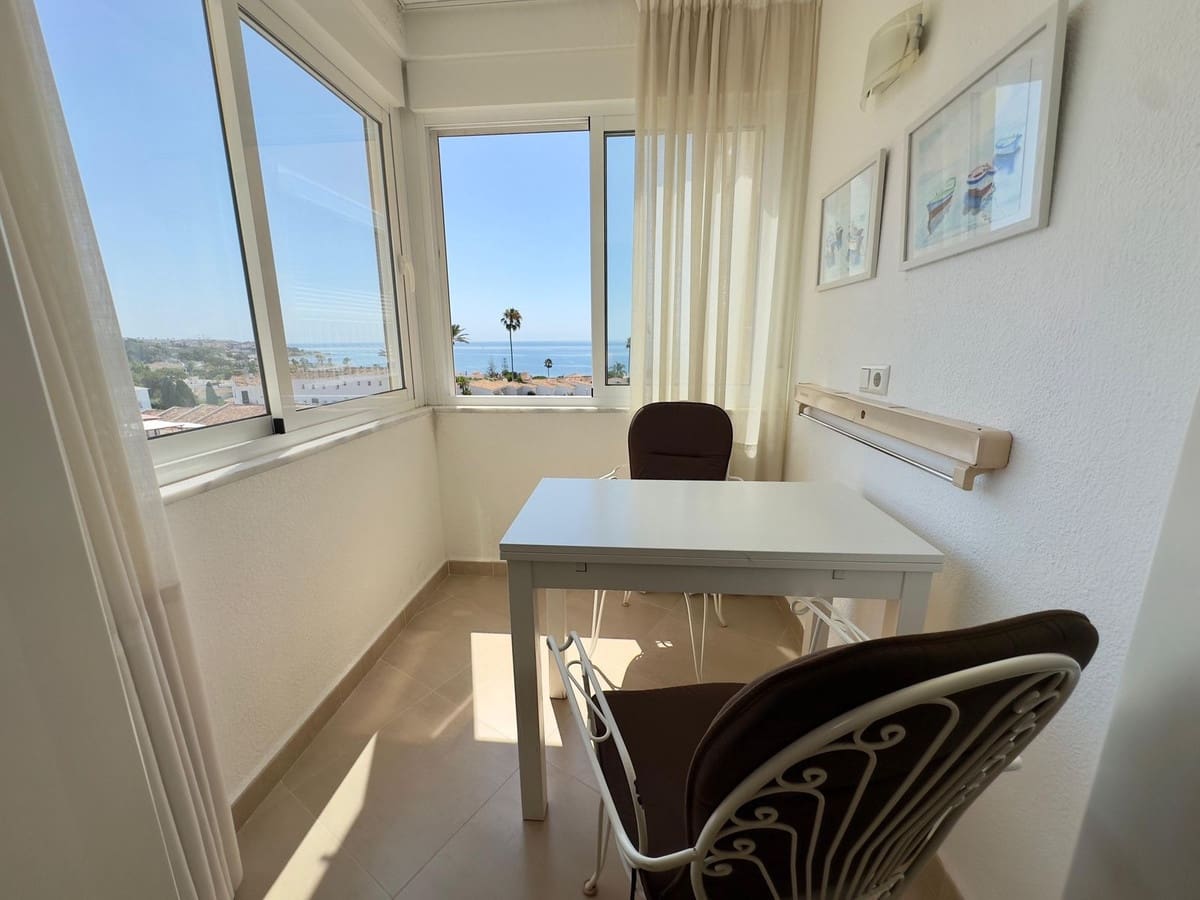 Studio for sale in La Cala de Mijas with pool - € 180,000 (Ref: 9206362)
