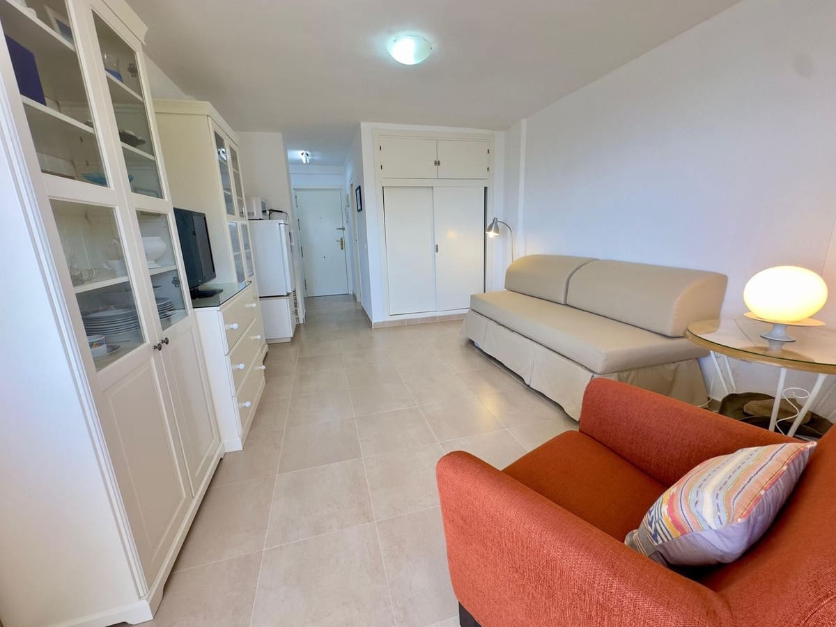 Studio for sale in La Cala de Mijas with pool - € 180,000 (Ref: 9206362)
