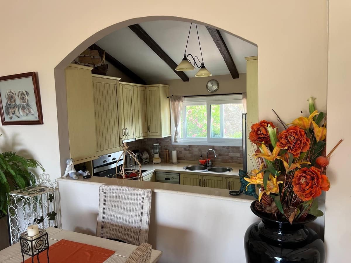 3 camera da letto Casa in vendita in Estepona con piscina - 475.000 € (Rif: 9219817)
