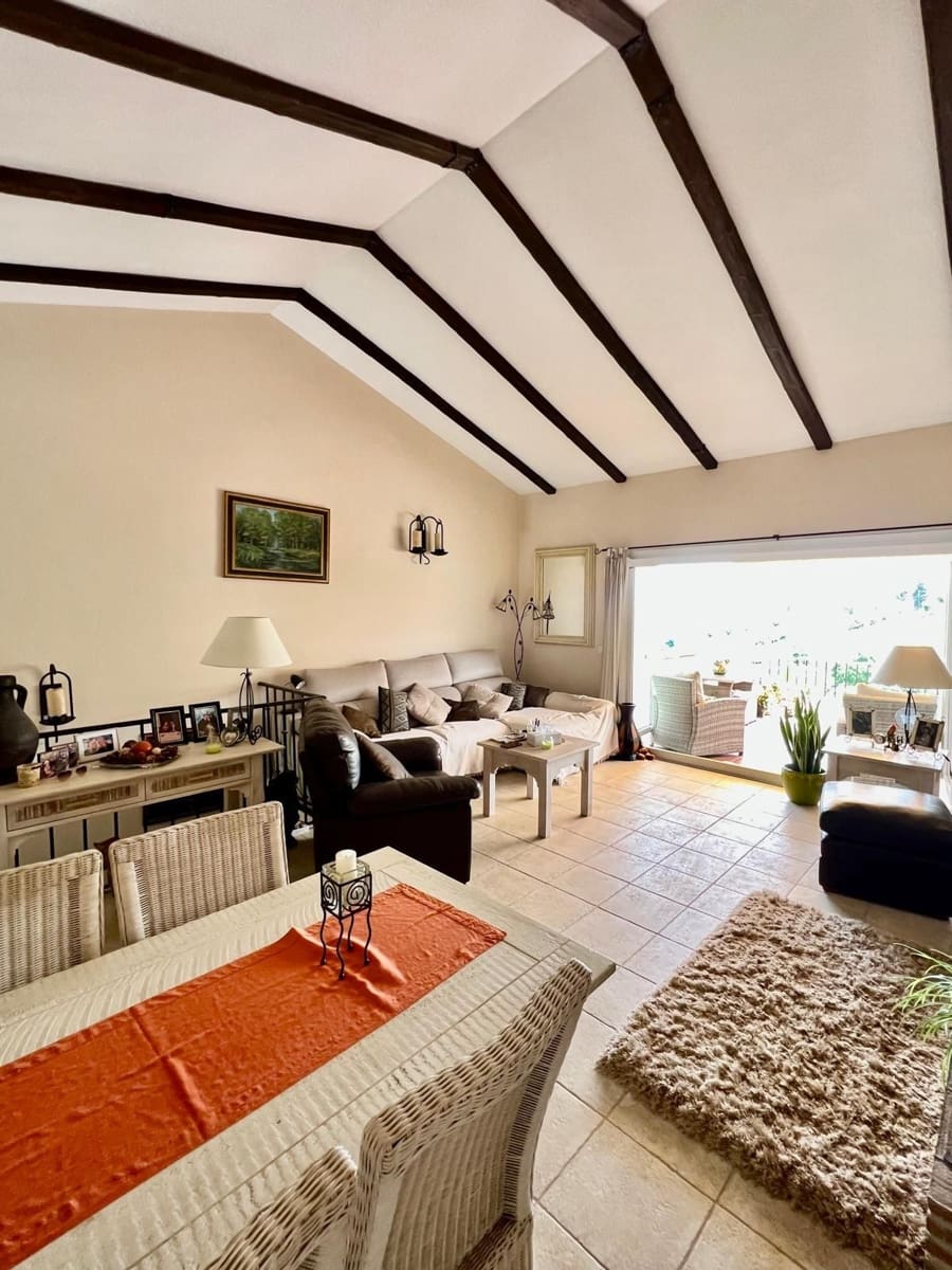 3 camera da letto Casa in vendita in Estepona con piscina - 475.000 € (Rif: 9219817)