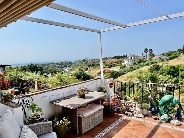 3 soverom Hus til salgs i Estepona med svømmebasseng - € 475 000 (Ref: 9219817)