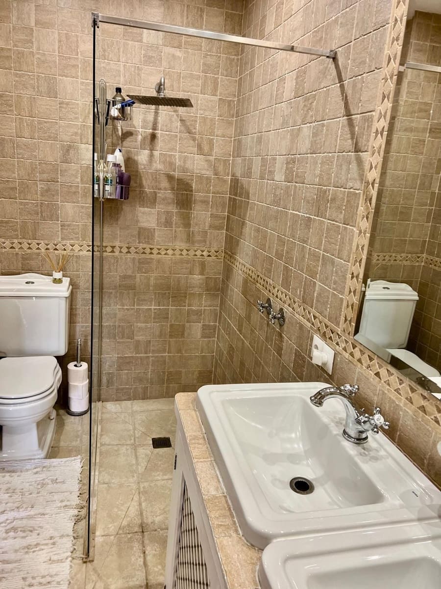 3 camera da letto Casa in vendita in Estepona con piscina - 475.000 € (Rif: 9219817)