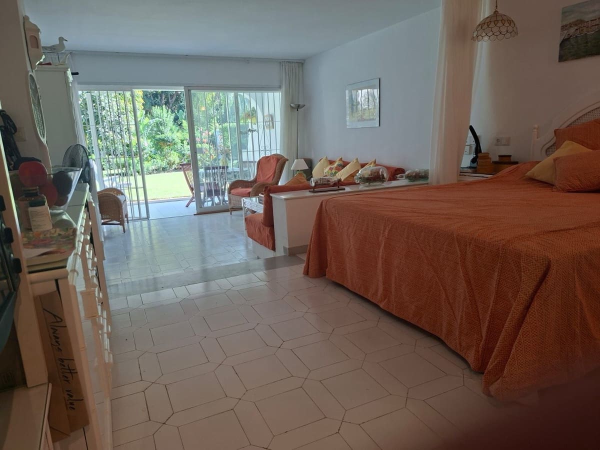 Studio til salg i Miraflores med swimmingpool garage - € 222.900 (Ref: 9219818)