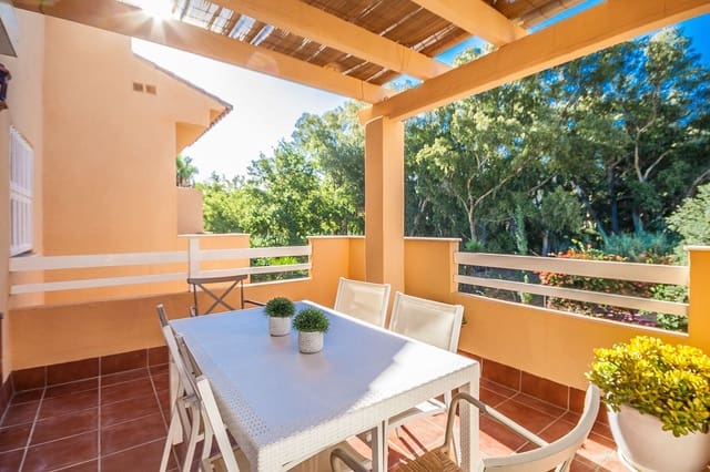 3 chambre Appartement à vendre à Marbella avec piscine garage - 490 000 € (Ref: 9219822)