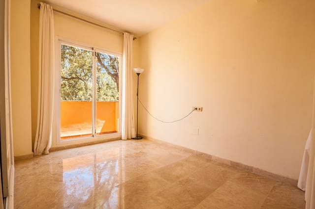 3 quarto Apartamento para venda em Marbella com piscina garagem - 529 995 € (Ref: 9226381)