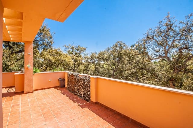 3 quarto Apartamento para venda em Marbella com piscina garagem - 529 995 € (Ref: 9226381)