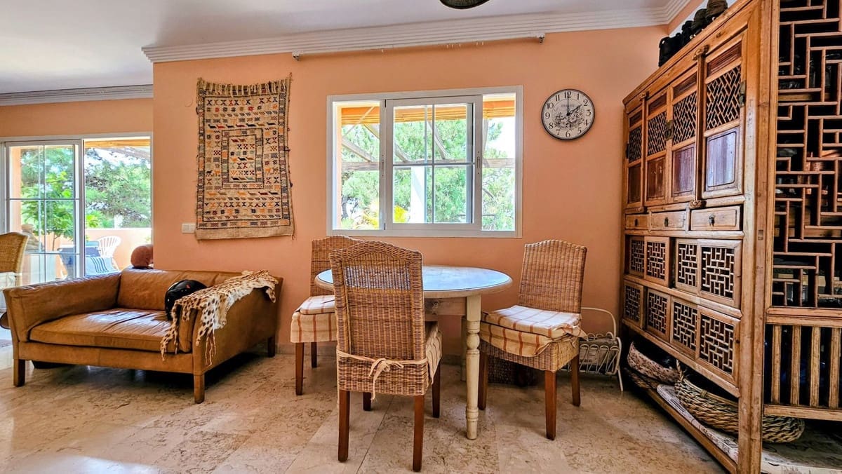 2 Zimmer Penthouse zu verkaufen in Marbella mit Pool Garage - 495.000 € (Ref: 9236351)