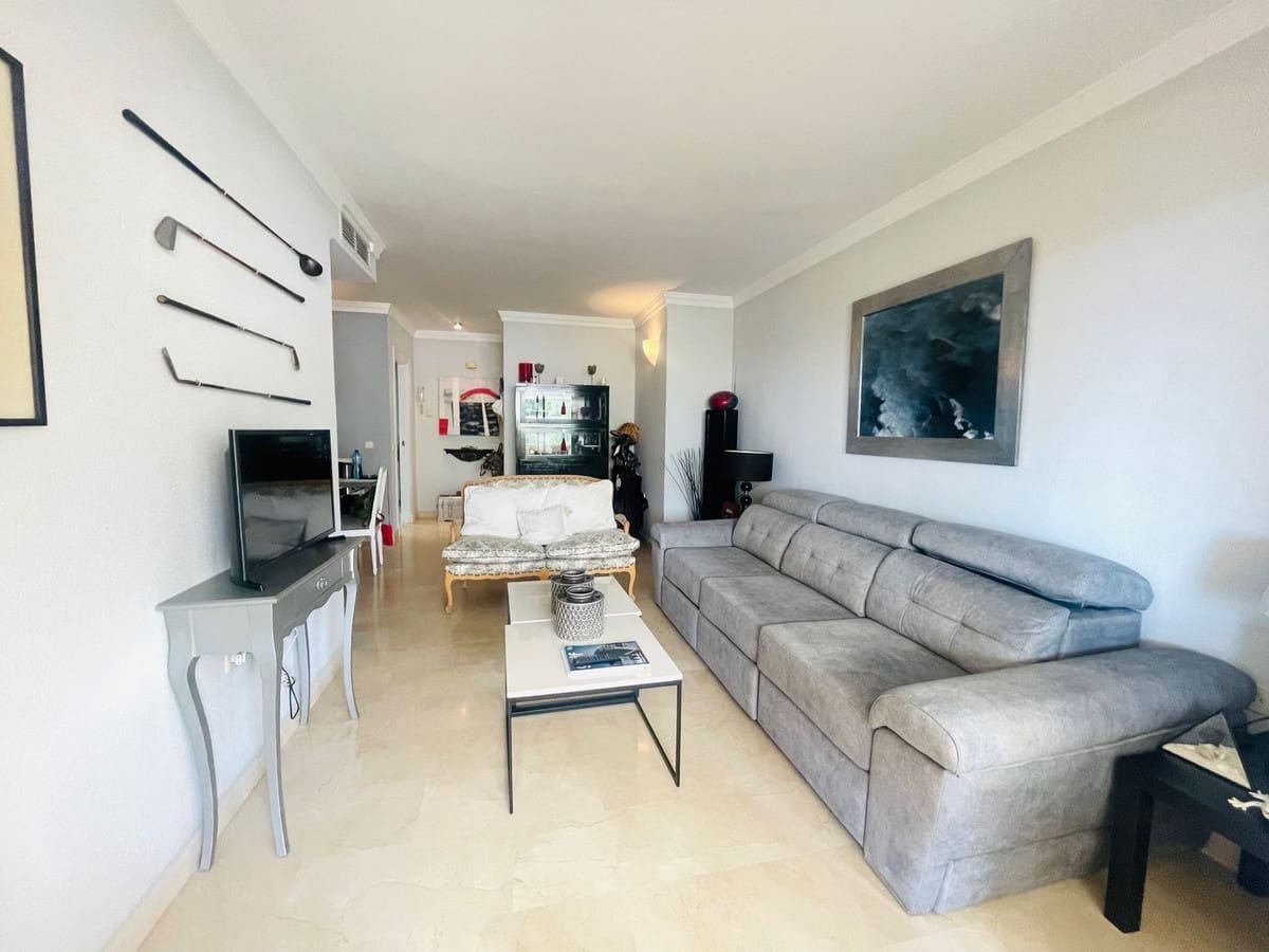 2 Zimmer Apartment zu verkaufen in La Quinta mit Pool Garage - 380.000 € (Ref: 9251959)