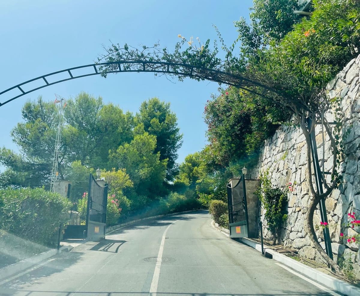 2 Zimmer Apartment zu verkaufen in La Quinta mit Pool Garage - 380.000 € (Ref: 9251959)