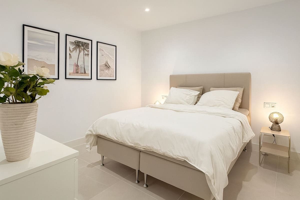 4 Zimmer Apartment zu verkaufen in Marbella mit Pool Garage - 849.000 € (Ref: 9254835)