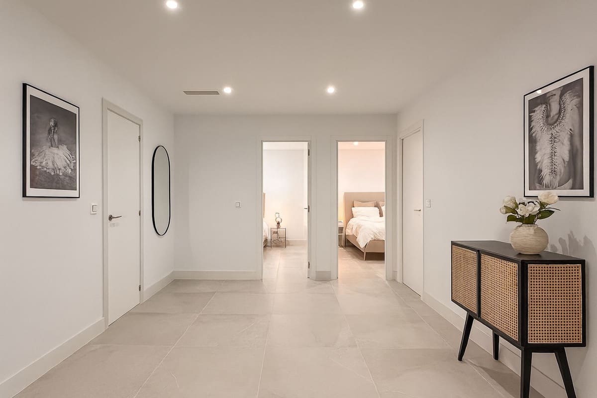 4 Zimmer Apartment zu verkaufen in Marbella mit Pool Garage - 849.000 € (Ref: 9254835)