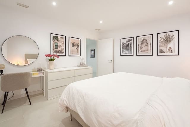 4 Zimmer Apartment zu verkaufen in Marbella mit Pool Garage - 849.000 € (Ref: 9254835)