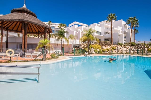 3 soveværelse Penthouse til salg i Benahavís med swimmingpool - € 1.049.950 (Ref: 9254836)