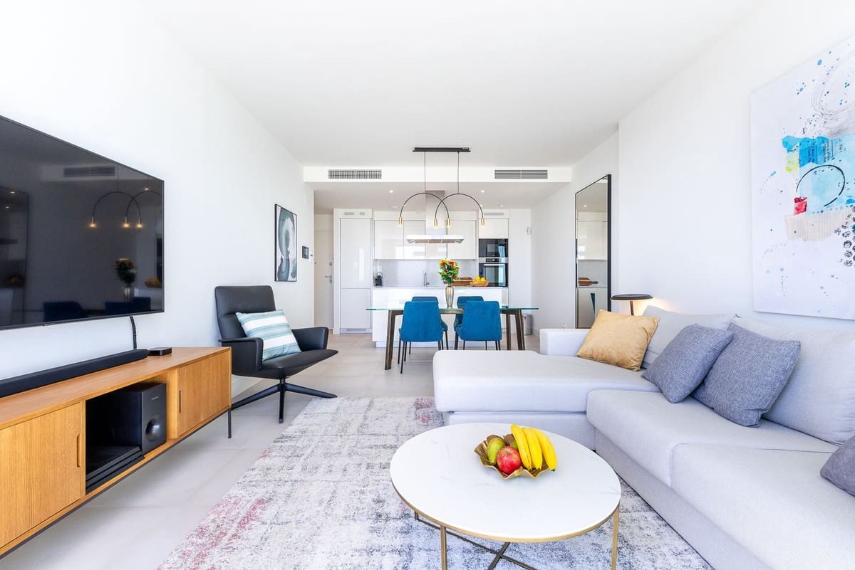 2 Zimmer Apartment zu verkaufen in Mijas Costa mit Pool Garage - 645.000 € (Ref: 9257036)