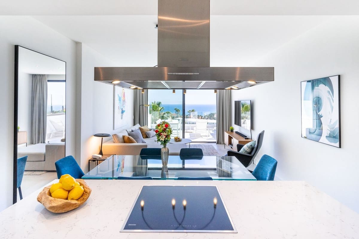 2 Zimmer Apartment zu verkaufen in Mijas Costa mit Pool Garage - 645.000 € (Ref: 9257036)