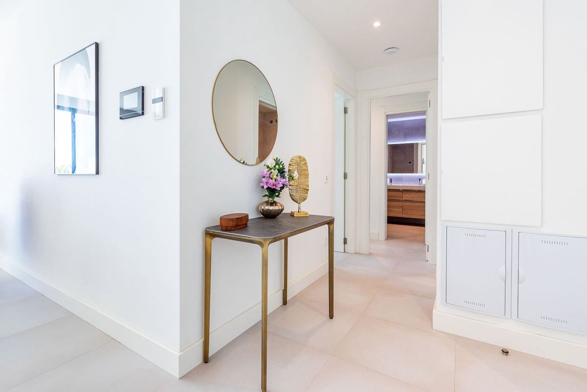 2 Zimmer Apartment zu verkaufen in Mijas Costa mit Pool Garage - 645.000 € (Ref: 9257036)