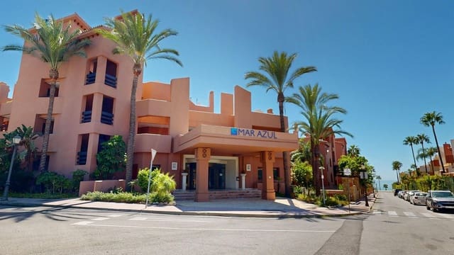 2 bedroom Apartment for sale in Estepona - € 570,000 (Ref: 9262403)