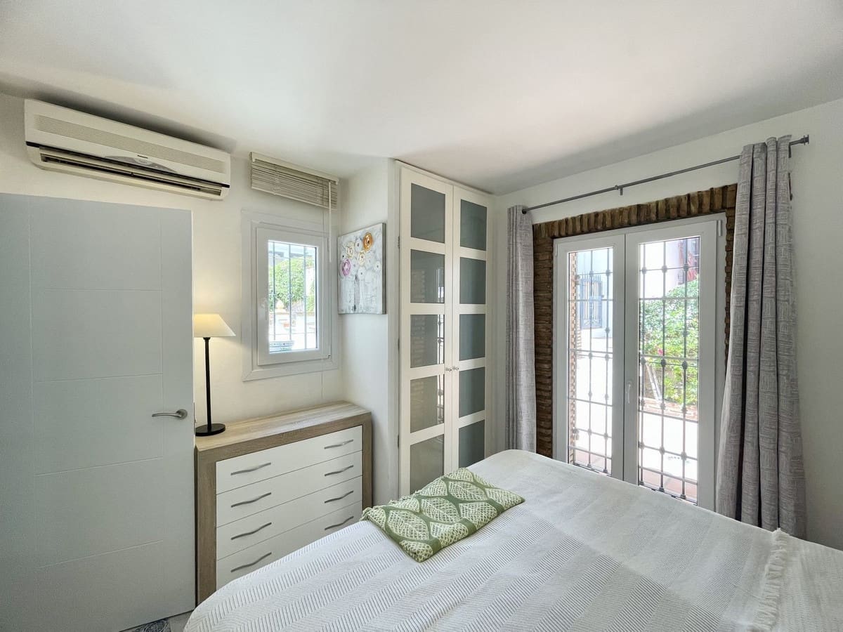 2 bedroom Townhouse for sale in Mijas Costa with pool garage - € 449,000 (Ref: 9264170)