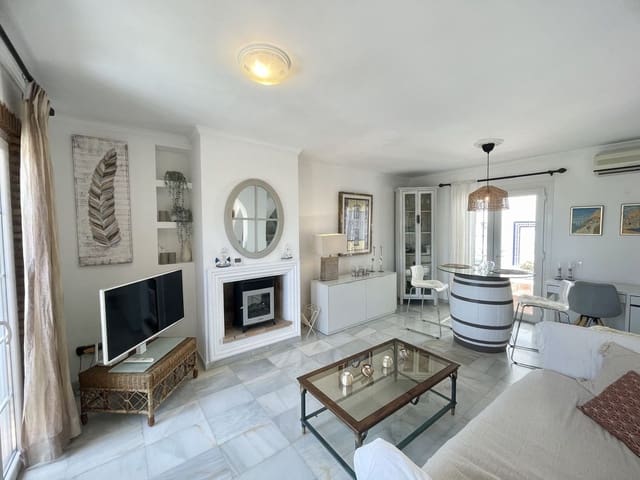 2 soverom Hus til salgs i Mijas Costa, Mijas med svømmebasseng garasje - € 449 000 (Ref: 9264170)