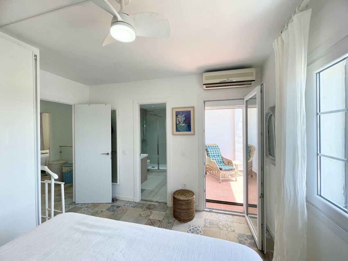 2 bedroom Townhouse for sale in Mijas Costa with pool garage - € 449,000 (Ref: 9264170)