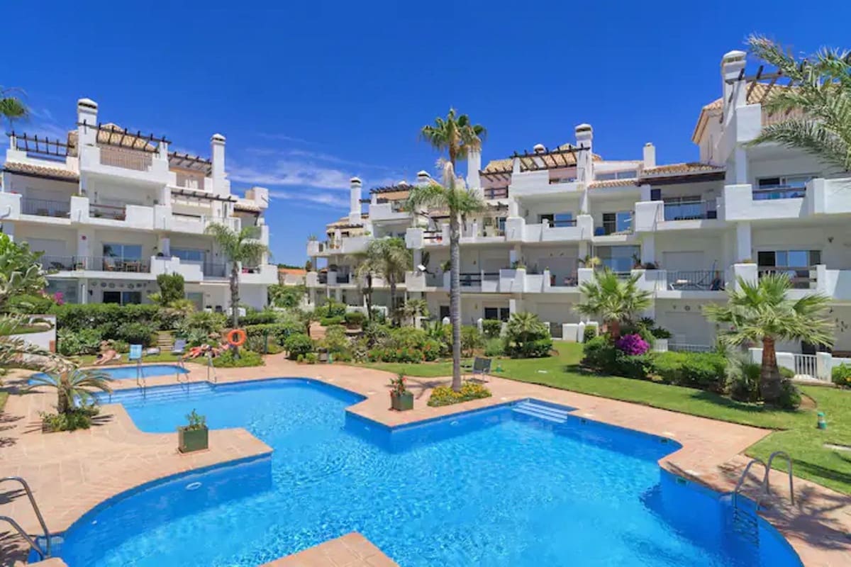 3 slaapkamer Appartement te koop in La Cala de Mijas met zwembad garage - € 949.000 (Ref: 9264174)