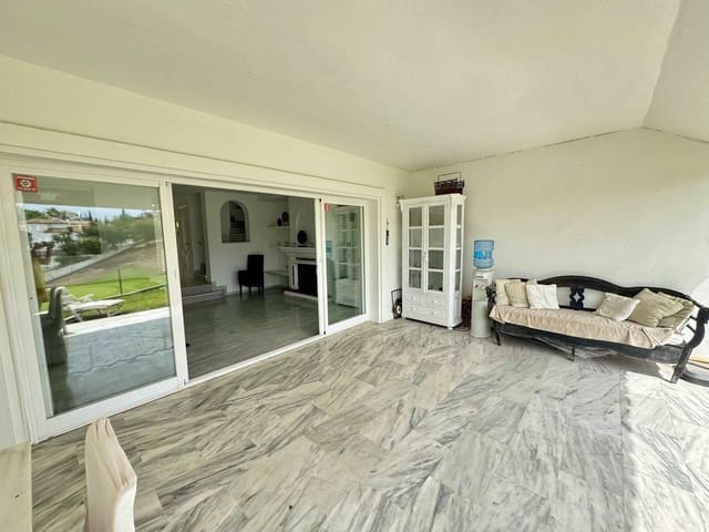 2 makuuhuone Omakotitalo myytävänä paikassa Miraflores, Mijas mukana uima-altaan 
autotalli - 429 000 € (Ref: 9264176)