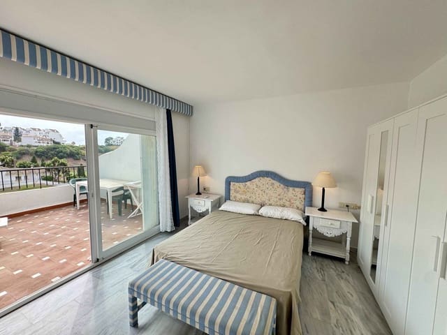 2 makuuhuone Omakotitalo myytävänä paikassa Miraflores, Mijas mukana uima-altaan 
autotalli - 429 000 € (Ref: 9264176)