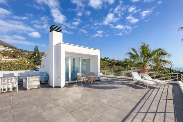 Chalet de 4 habitaciones en La Capellania, Benalmádena en venta con piscina garaje - 2.695.000 € (Ref: 9269286)