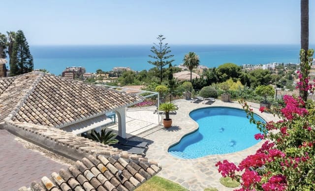 4 sypialnia Willa na sprzedaż w La Capellania, Benalmádena z basenem garażem - 2 695 000 € (Ref: 9269287)