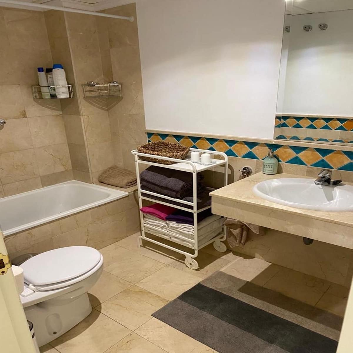 1 soveværelse Lejlighed til salg i Marbella med swimmingpool garage - € 395.000 (Ref: 9272231)