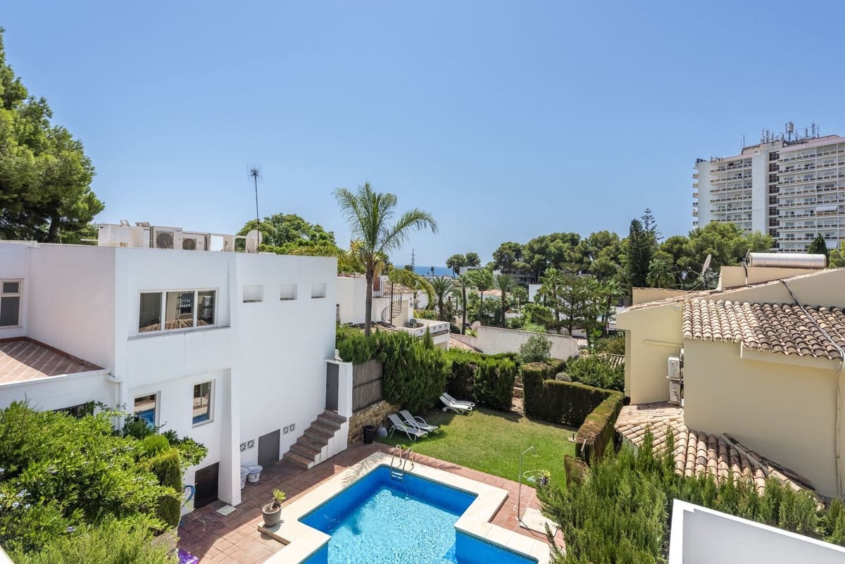 3 Zimmer Villa zu verkaufen in Marbella mit Pool Garage - 1.295.000 € (Ref: 9276017)