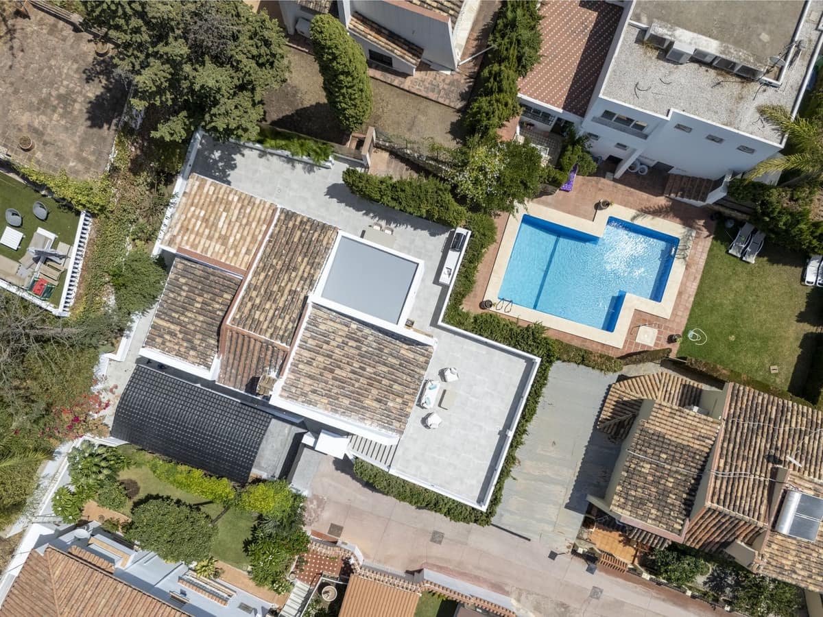 3 Zimmer Villa zu verkaufen in Marbella mit Pool Garage - 1.295.000 € (Ref: 9276017)