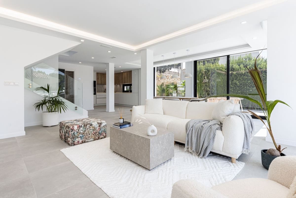 3 soverom Villa til salgs i Marbella med svømmebasseng garasje - € 1 195 000 (Ref: 9276017)