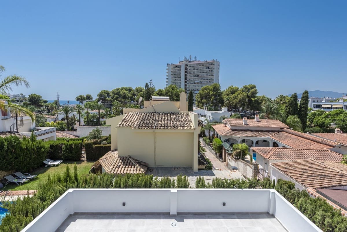 3 soverom Villa til salgs i Marbella med svømmebasseng garasje - € 1 195 000 (Ref: 9276017)