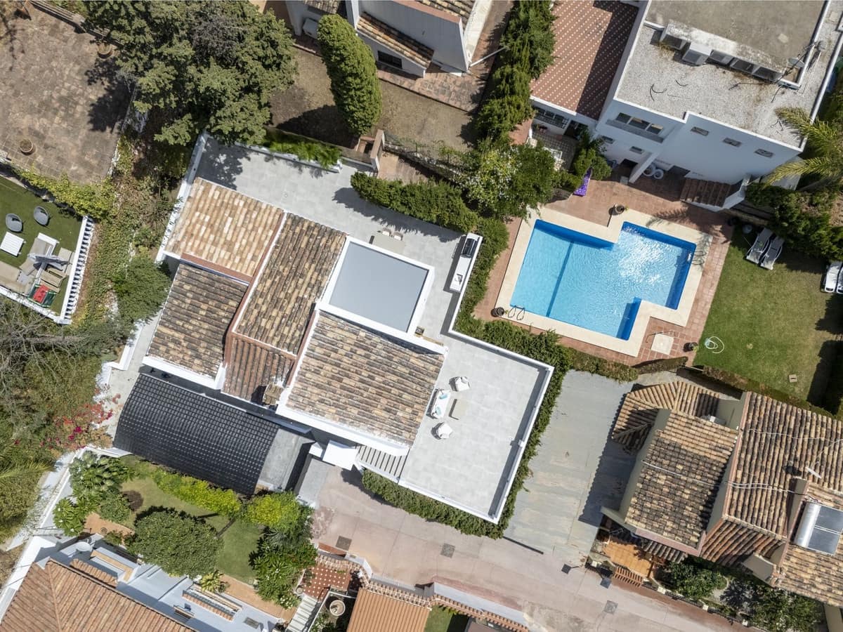 3 soverom Villa til salgs i Marbella med svømmebasseng garasje - € 1 195 000 (Ref: 9276017)