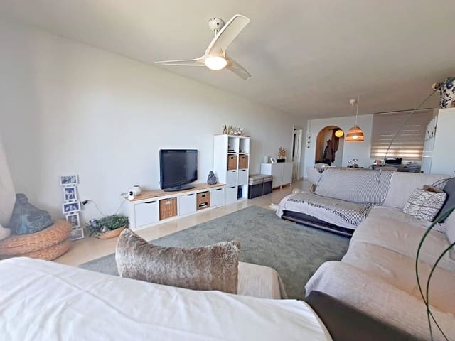 2 makuuhuone Kattohuoneisto myytävänä paikassa Benalmádena pueblo, Benalmádena mukana uima-altaan 
autotalli - 620 000 € (Ref: 9281089)