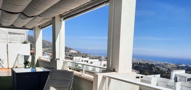 2 makuuhuone Kattohuoneisto myytävänä paikassa Benalmádena pueblo, Benalmádena mukana uima-altaan 
autotalli - 620 000 € (Ref: 9281089)